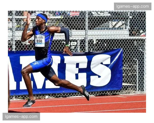 短跑名将莱尔斯谈巴黎奥运目标:希望在200米项目上实现奥运金牌突破 短跑名将莱尔斯谈巴黎奥运目标:希望在200米项目上实现奥运金牌突破